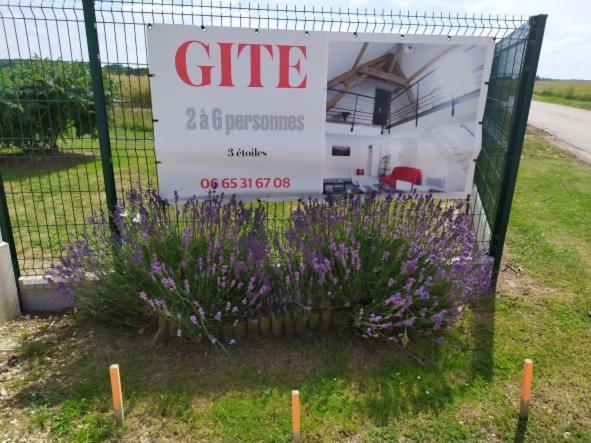 Gite De La Petite Forge Clevilliers Экстерьер фото